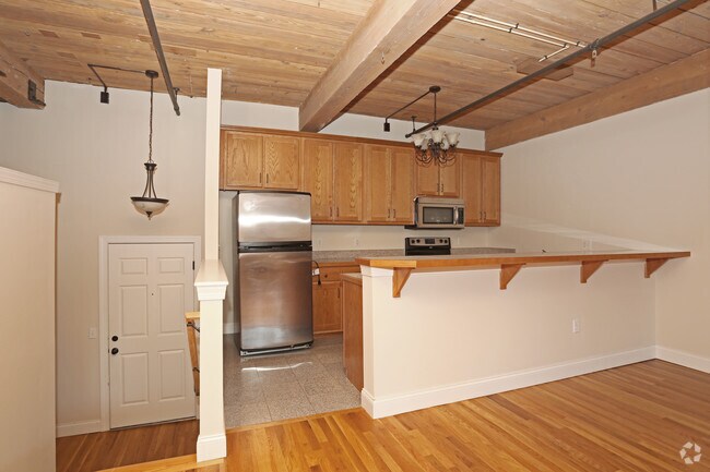 Franklin View Terrace, Syracuse, NY 13204 - photo 6
