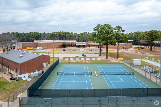 Pine Tree Junior High School