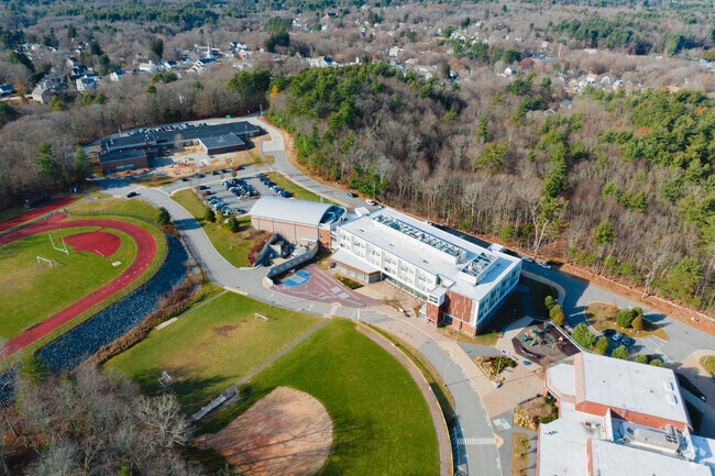 Douglas Elementary School provides a well-rounded education and promotes academic excellence.