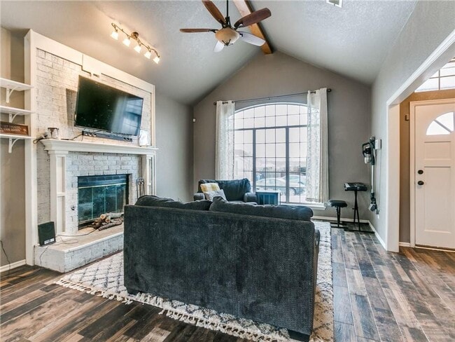 1913 Butterfield Trail, Choctaw, OK 73020 - photo 7