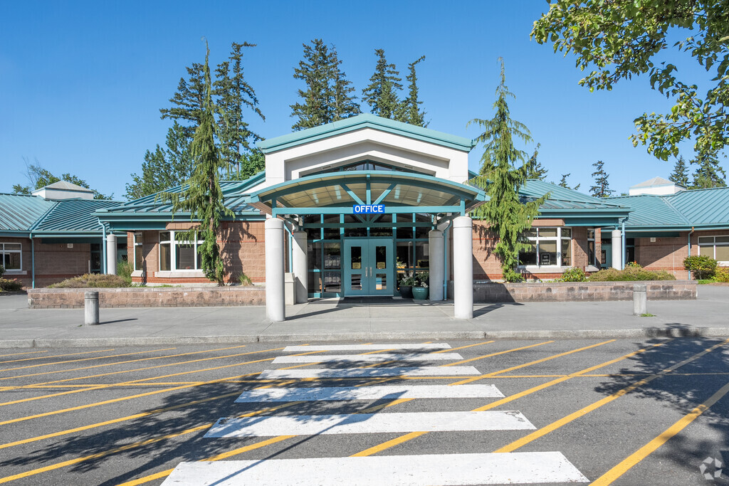 Entrance to Endeavor Elementary School.