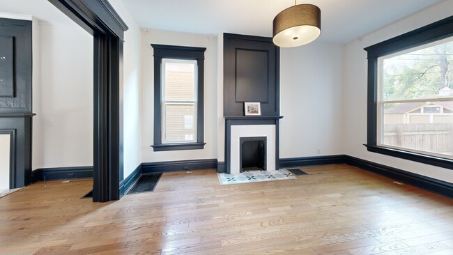 1217 Franklin Ave unit 219, Columbus, OH 43205 - photo 2