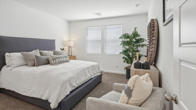 636 W Freedom St, Florence, AZ 85132 - photo 7