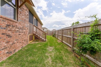 817 Brook St Unit ID1241327P, Gentry, AR 72734