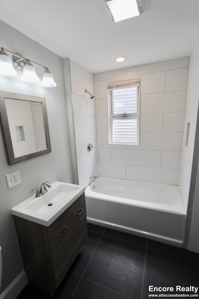 15 Elder St unit 7, Dorchester, MA 02125 - photo 6