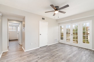 562 Glenwood Ave Unit 21, Cincinnati, OH 45229