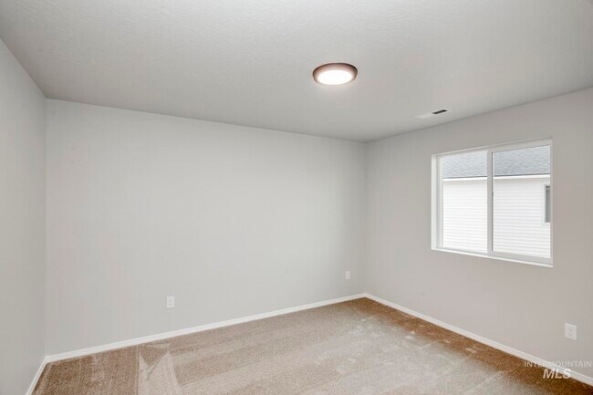 1616 Sunday River St, Middleton, ID 83644 - photo 6