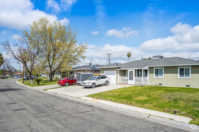 Older ranch-style homes are a common sight in Swanston Estates.