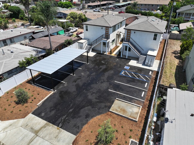 630 N Juniper St unit 630, Escondido, CA 92025 - photo 4