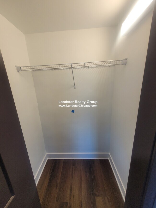 1241 Chicago Ave unit 8, Evanston, IL 60202 - photo 7