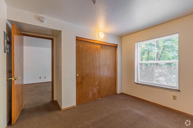 Weidler Commons, Portland, OR 97232 - photo 7