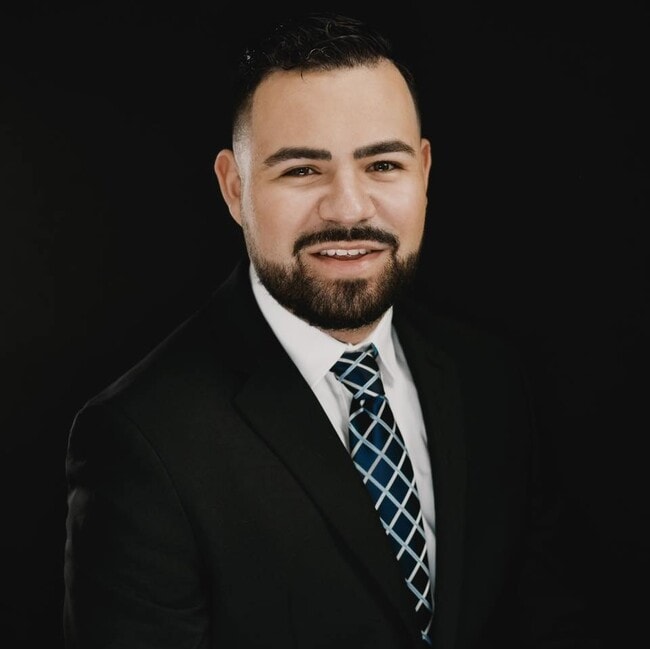 Agent Photo