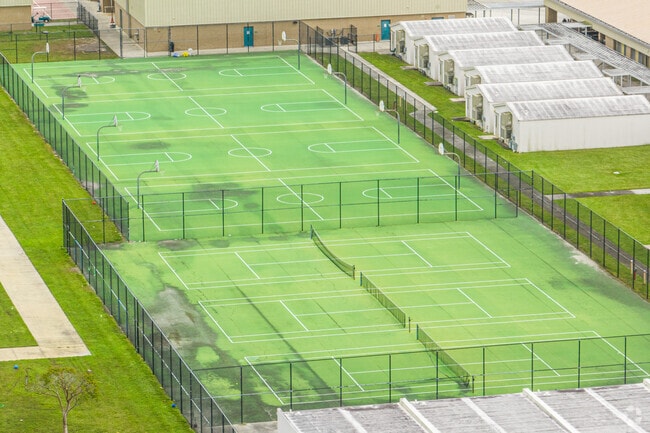 Amid Eagles Landing's Halls, Wisdom Echoes, Guiding Minds to Excellence.