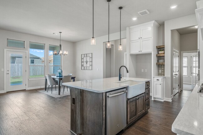 13216 SW 4th St unit 36478439, Yukon, OK 73099 - photo 6