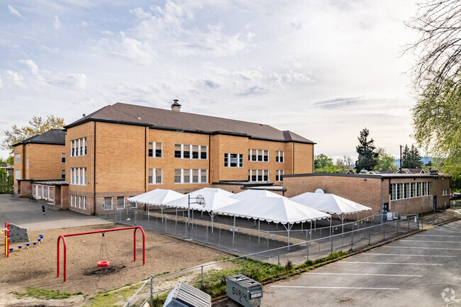 Covered Learning and Lunch Area designed for outdoor seating.