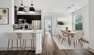 40 Pinehills Dr, Plymouth, MA 02360