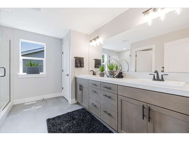 769 SW 49th Dr, Gresham, OR 97080 - photo 6