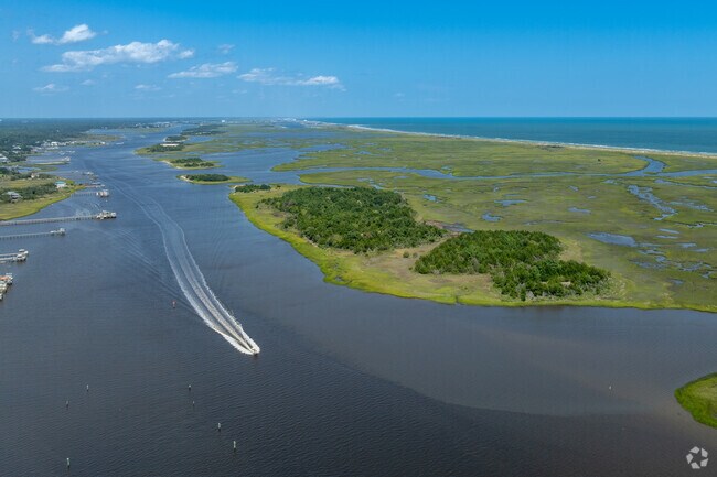 Longleaf Park waterways.