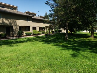 27 4th Ave, Oswego, NY 13126