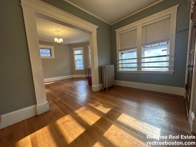 32 Iffley Rd unit 1, Jamaica Plain, MA 02130 - photo 4