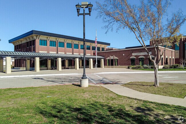 Academy at Nola Dunn is centrally located within Burleson, TX.