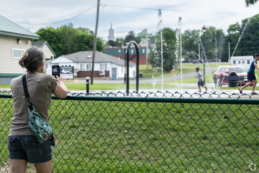 NH_Milford_554293_P2_v1_CAN_080224