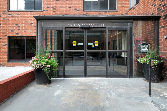 Pleasant Plaza, Malden, MA 02148 - photo 3