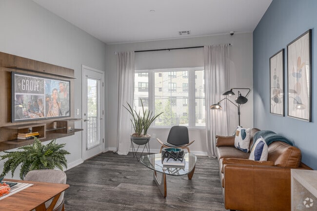 2BR, 2BA - 1,100SF - Dining/Living Room