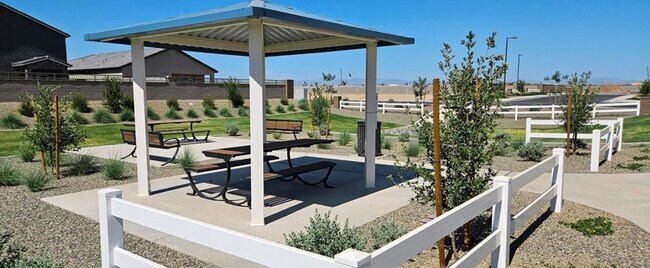 2683 E Homesteader Rd, San Tan Valley, AZ 85140 - photo 5