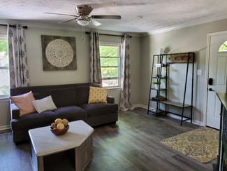 10422 Covered Bridge Rd, Prospect, KY 40059