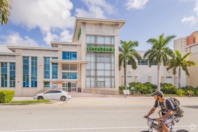 Publix on Blue Heron Boulevard serves Park Manor residents nearby.