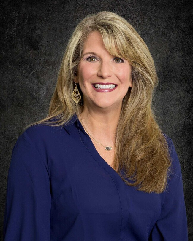 LISA WEEKS