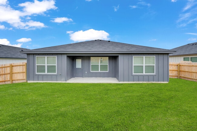 163 Grand Canyon Dr, Copperas Cove, TX 76522 - photo 2