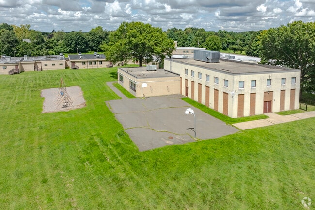 Cook Hill Elementary School is located at 57 Hall Road in Wallingford, CT.