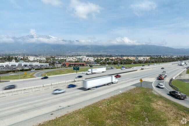 Terra Vista residents can use the conveniently close I-15 Freeway to get around.