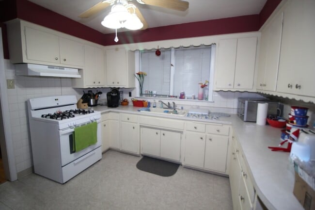 10944 S Artesian Ave unit 1, Chicago, IL 60655 - photo 6