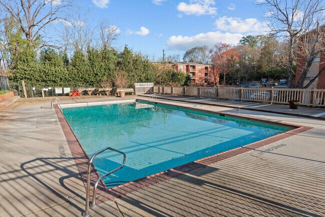 250 Little St unit ID1302826P, Athens, GA 30605 - photo 6