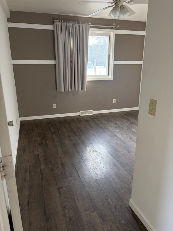 36564 Bismark Rd, New Boston, MI 48164 - photo 7