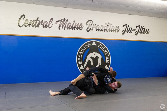 Leeds residents can head to Central Maine Brazilian Jiu-Jitsu to practice their discipline.