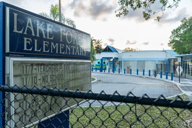 Lake Forest Elementary offers after-school basketball and tennis programs.