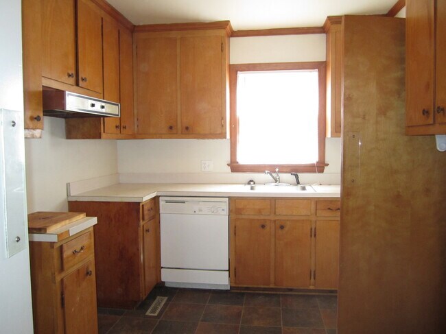 610 Park Ave, Goldsboro, NC 27530 - photo 6