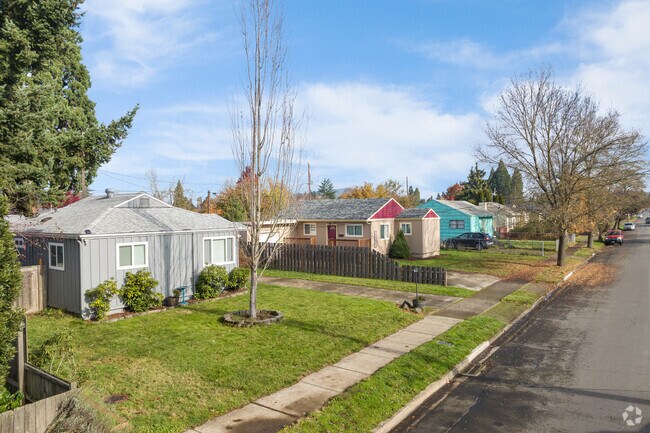 Many parts of Midtown Springfield have wide sidewalks perfect for a walk in the neighborhood.