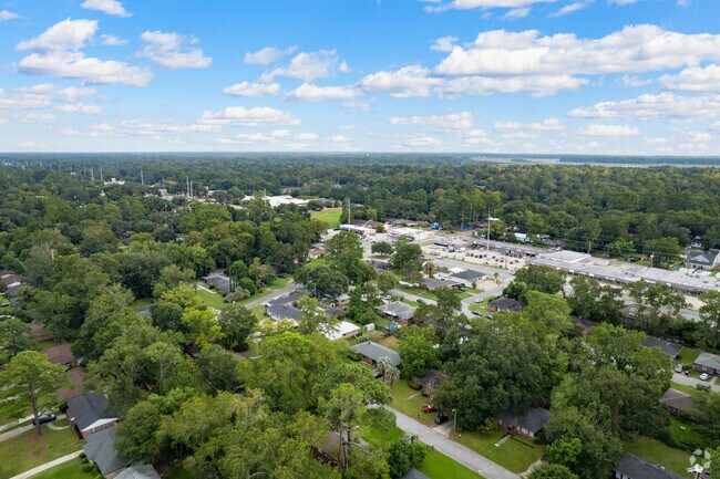 Highland Park is a mix of residential and commercial areas.