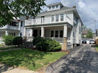 1595 Warren Rd Unit Lower, Lakewood, OH 44107