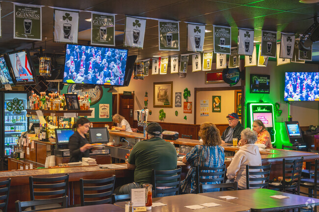 Grab a drink and some delicious pub grub at Five Four Bar & Grill just minutes from Thornridge.