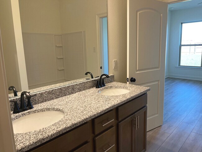 103 Nandina Dr, Scott, LA 70583 - photo 5