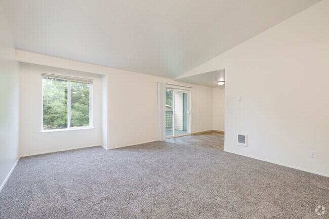 Lund Pointe Apartments, Port Orchard, WA 98366 - photo 4