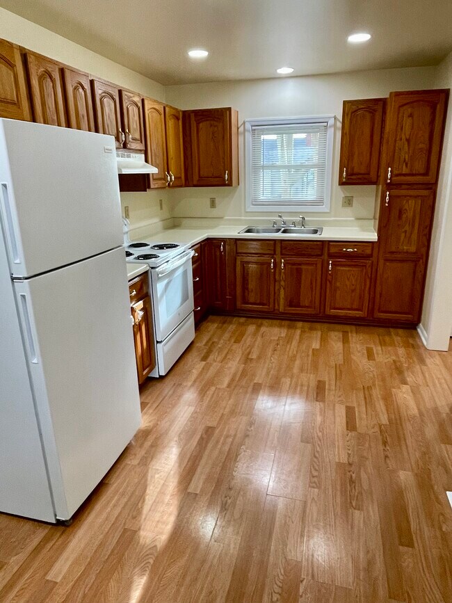 2907 Austin St, East Troy, WI 53120 - photo 3