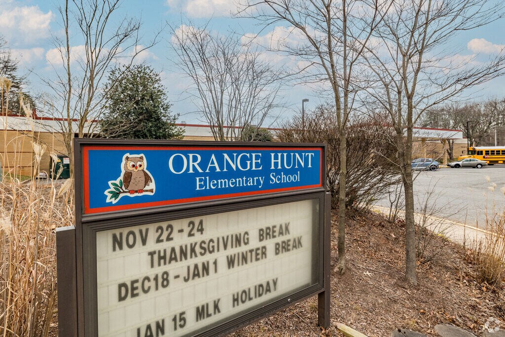 Orange Hunt Elementary School, Rankings & Reviews