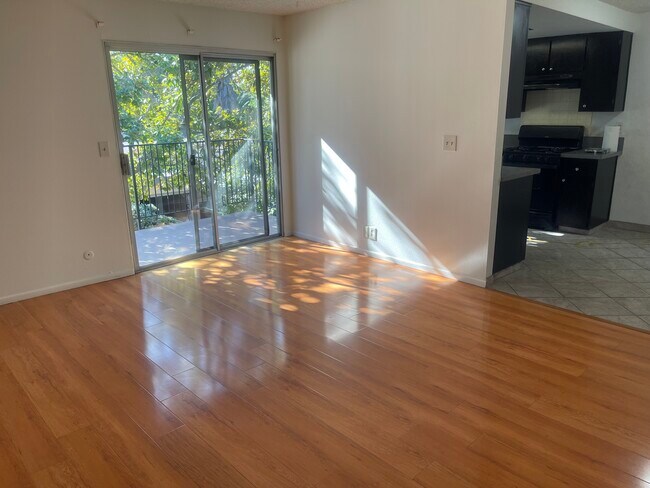 422 S Garfield Ave, Monterey Park, CA 91754 - photo 2